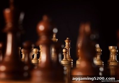体育博彩公司深度解析：棋牌游戏心理博弈的实战技巧与亚盘直播应用